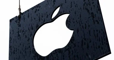 إلى متى قد تستمر معركة أبل ضد وزارة العدل الأمريكية؟