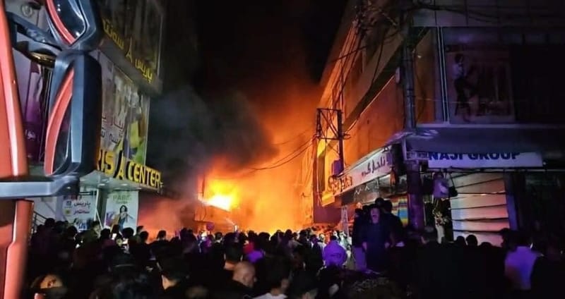 حريق يلتهم اكثر من 150 محلاً تجارياً في دهوك