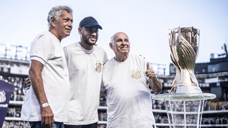 نيمار يكشف عن موعد رحيله من الهلال السعودي