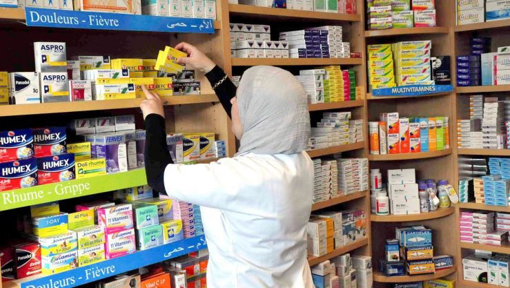الصحة النيابية تحذر الصيدليات وتوجه رسالة الى المواطنين