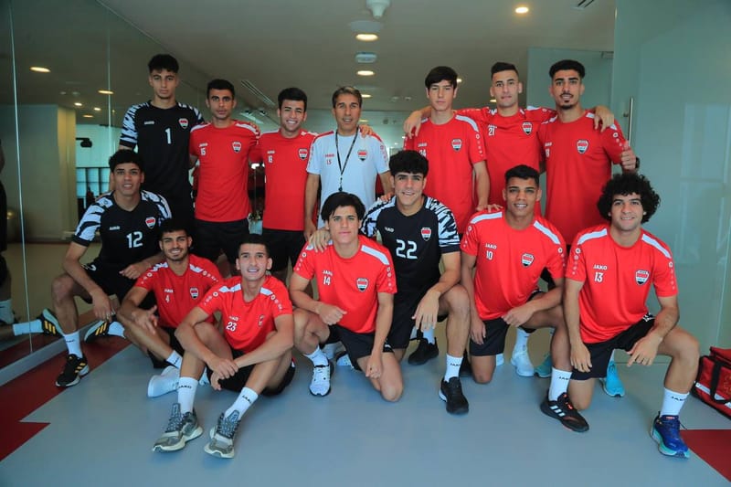 الأولمبي العراقي يجري مرانه الأول فور وصوله إلى قطر