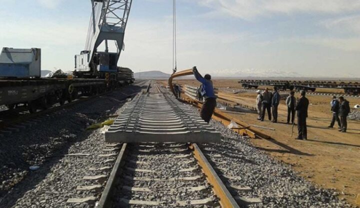 اجتماع عراقي - إيراني لإكمال السكة الحديد بين شلمجة والبصرة