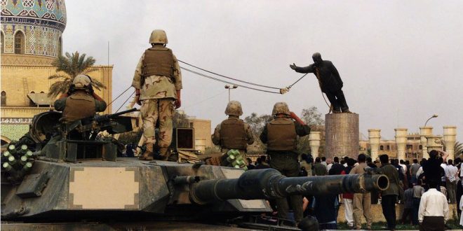 21 عامًا على الغزو: العراق بين مخلفات الاحتلال وتحديات الديمقراطية