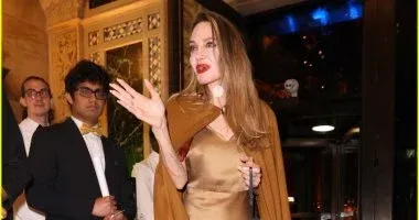 أنجلينا جولى تحتفل بافتتاح مسرحية The Outsiders