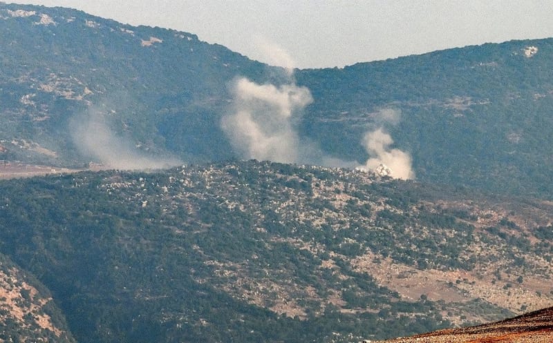 التوتر مستمر على الحدود.. غارة إسرائيلية "عنيفة" على الجنوب اللبناني