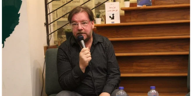 على خلفية مشاركته في تظاهرة مؤيدة لغزة.. امريكا تعتقل الروائي العراقي سنان أنطوان