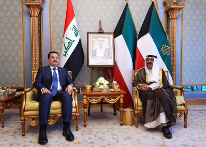 رئيس الوزراء وأمير الكويت يؤكدان أهمية إدامة علاقات حسن الجوار والاحترام المتبادل