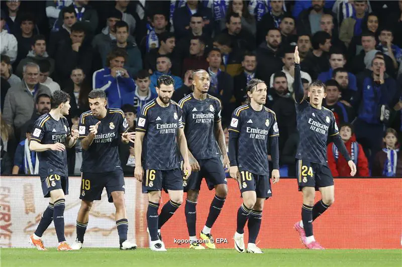 الفيفا يهدد بتجميد إسبانيا.. واستبعاد الريال وبرشلونة