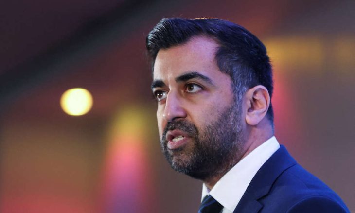 اسكتلندا.. أول رئيس وزراء "مسلم" يستقيل من منصبه