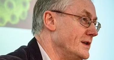 أستاذ بجامعة كامبريدج: لن يؤدي تغير المناخ إلى إنهاء العالم