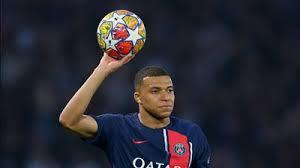 ريال مدريد ينهي خلافه مع مبابي