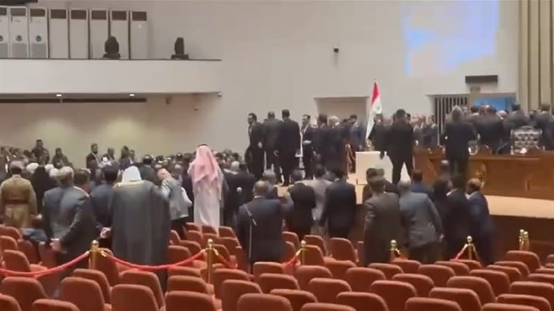 بعد أحداث جلسة انتخاب الرئيس.. دعوات نيابية لتفعيل لجنة السلوك النيابي