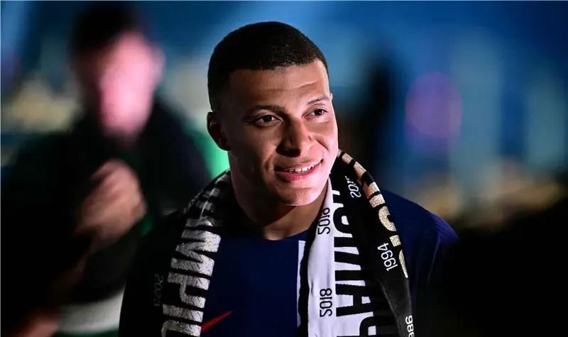 مبابي يحصل على إرث بيل في مدريد