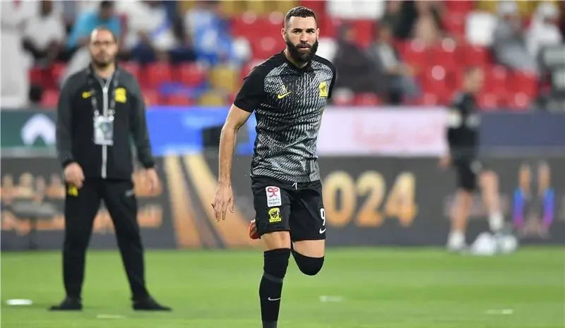 هل يلحق بنزيما بالكلاسيكو ضد النصر؟