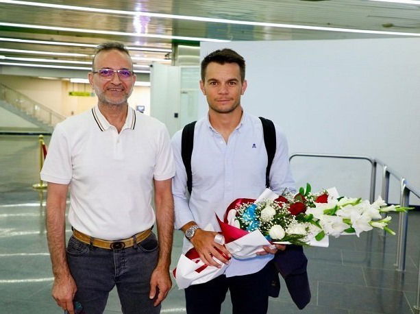 اللجنة الأولمبية تمنح ثقتها للخبير الإسباني والأخير سعيد بالعمل في العراق