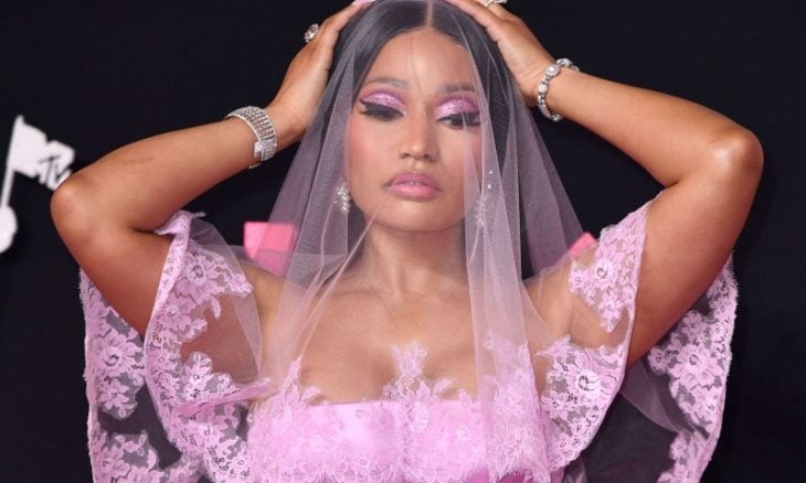 إخلاء سبيل نيكي ميناج بعد توقيفها في هولندا