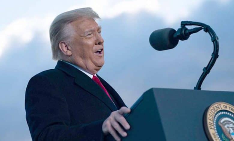 ترامب يهاجم خصومه في ذكرى الجنود الأمريكيين ويصفهم بحثالة بشرية