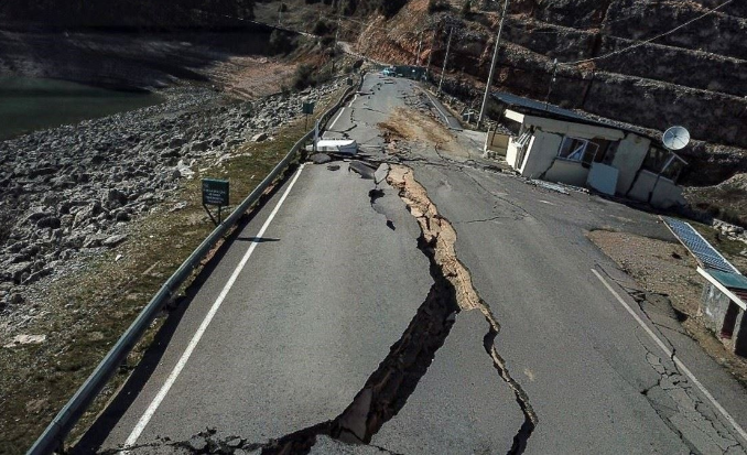 زلزال بقوة 4.5 درجات يضرب بابوا غينيا الجديدة