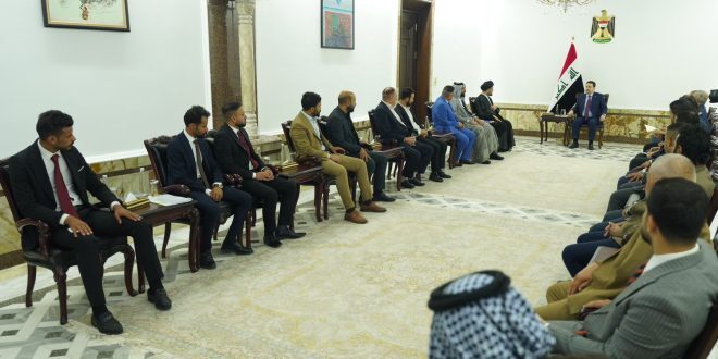 السوداني يستقبل وفداً من أهالي محافظة المثنى