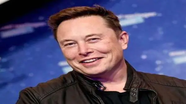 إيلون ماسك: سأحظر أجهزة آيفون في شركاتي