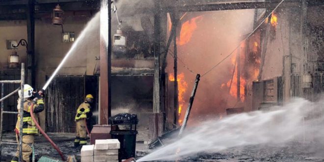 حريق كبير يودي بحياة اكثر من 30 شخصاً في الكويت