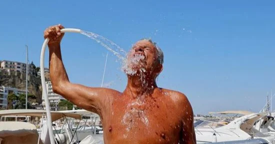 بينها العراق.. موجة حر شديدة تجتاح 11 دولة عربية