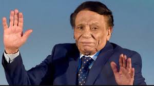 ما حقيقة فقدان عادل إمام النطق؟