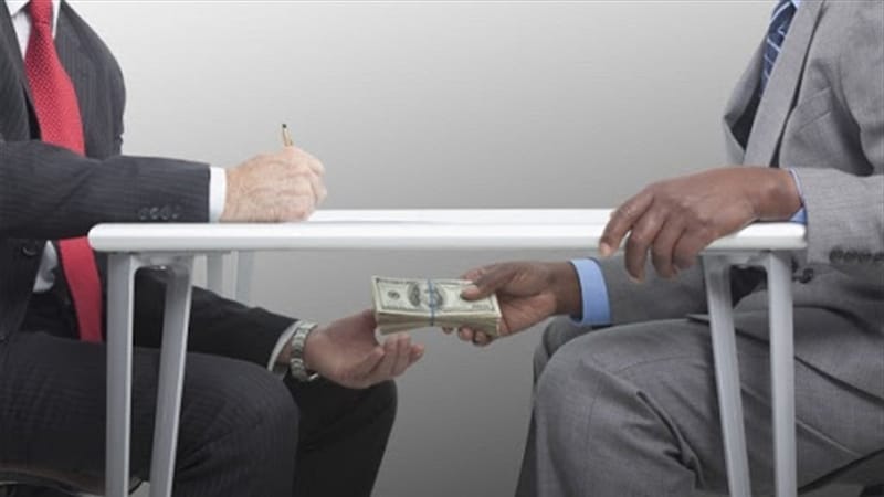 "حمى الفساد" تستنزف 1500 مليار دينار من خزينة بابل