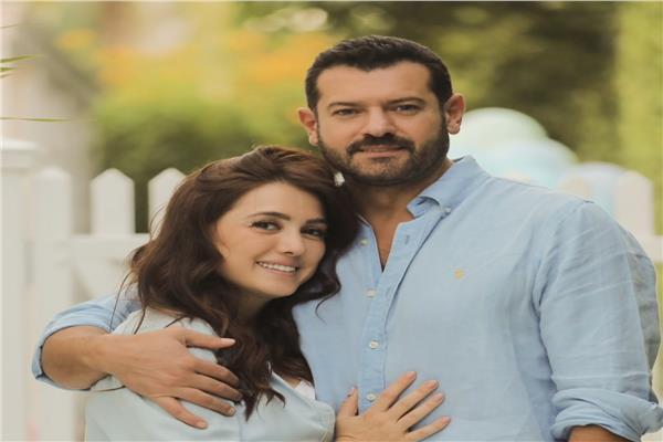 أول تعليق لعمرو يوسف على إصابة زوجته كندة علوش بالسرطان