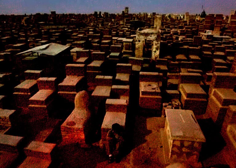 المحافظة جهزت بديلا.. أقدم مقبرة في ديالى تضيق على الموتى