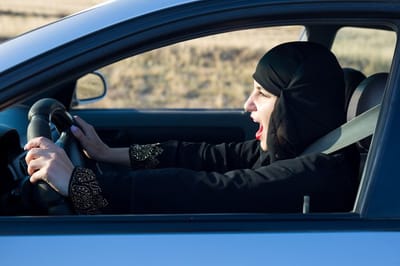7 نصائح مهمة للتغلب على الخوف من القيادة للمبتدئين
