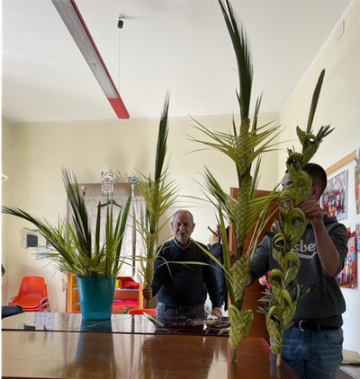 Alla scoperta dei riti della Settimana Santa e dell’arte di intrecciare le palme