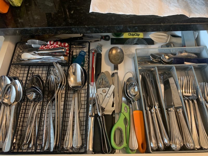 Cutlery organizing