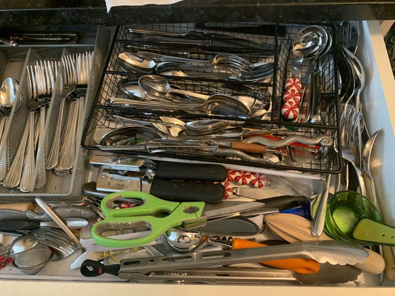 Cutlery organizing