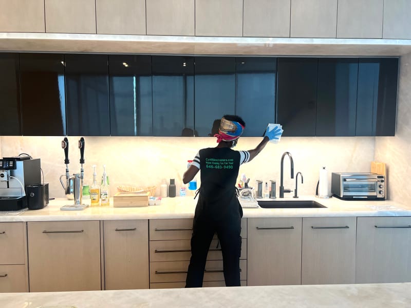 Bedroom cleaning luxury style