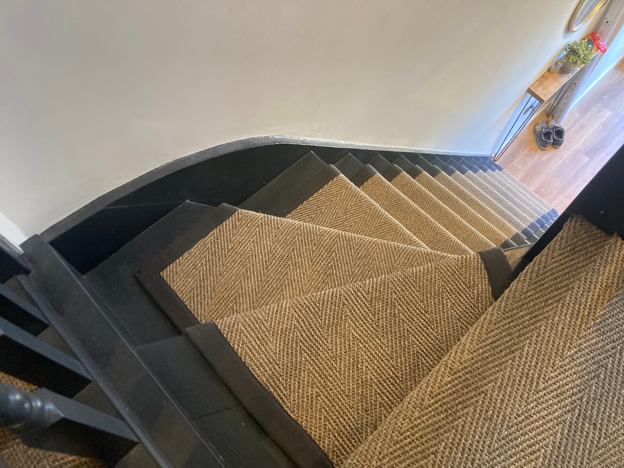 Classic Minimal Finish