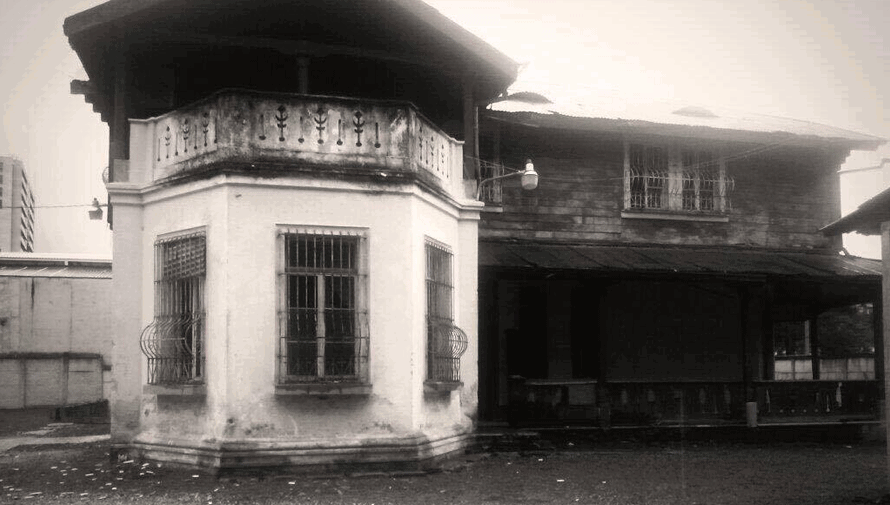 Casa de zona 10