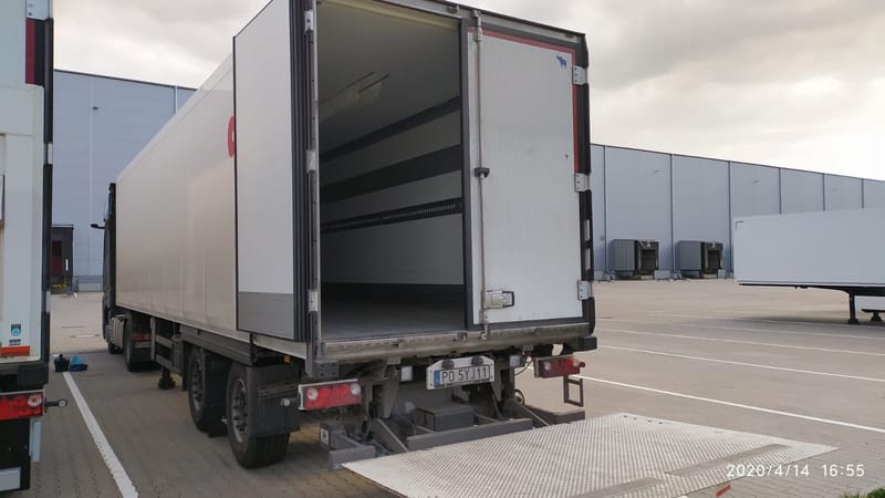 Kontrola temperatury i otwarcia naczep