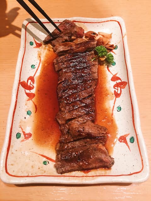 Steak with honey sauce.N . 2012 {20€}