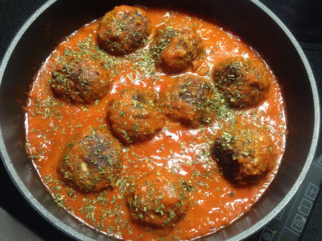 Meat balls.N401 {15€}