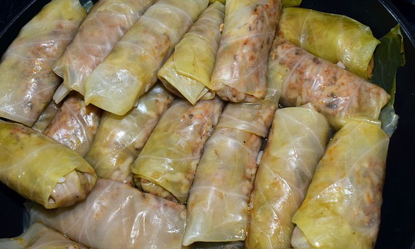Stuffed cabbage with egg-lemon sauce-N-405{15€}