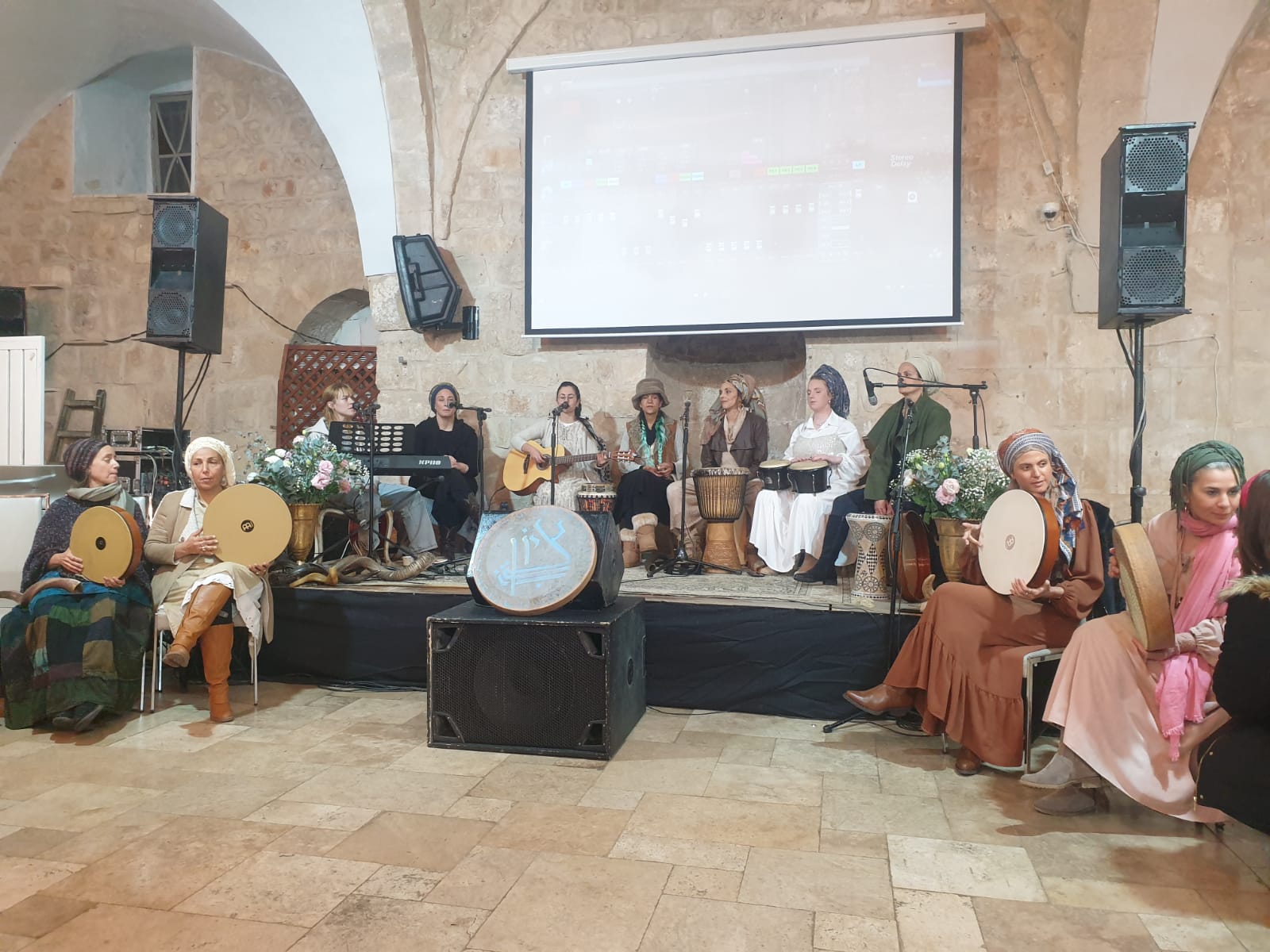 ערב הוקרה לנשות המילואים, חאן האדום צפת
