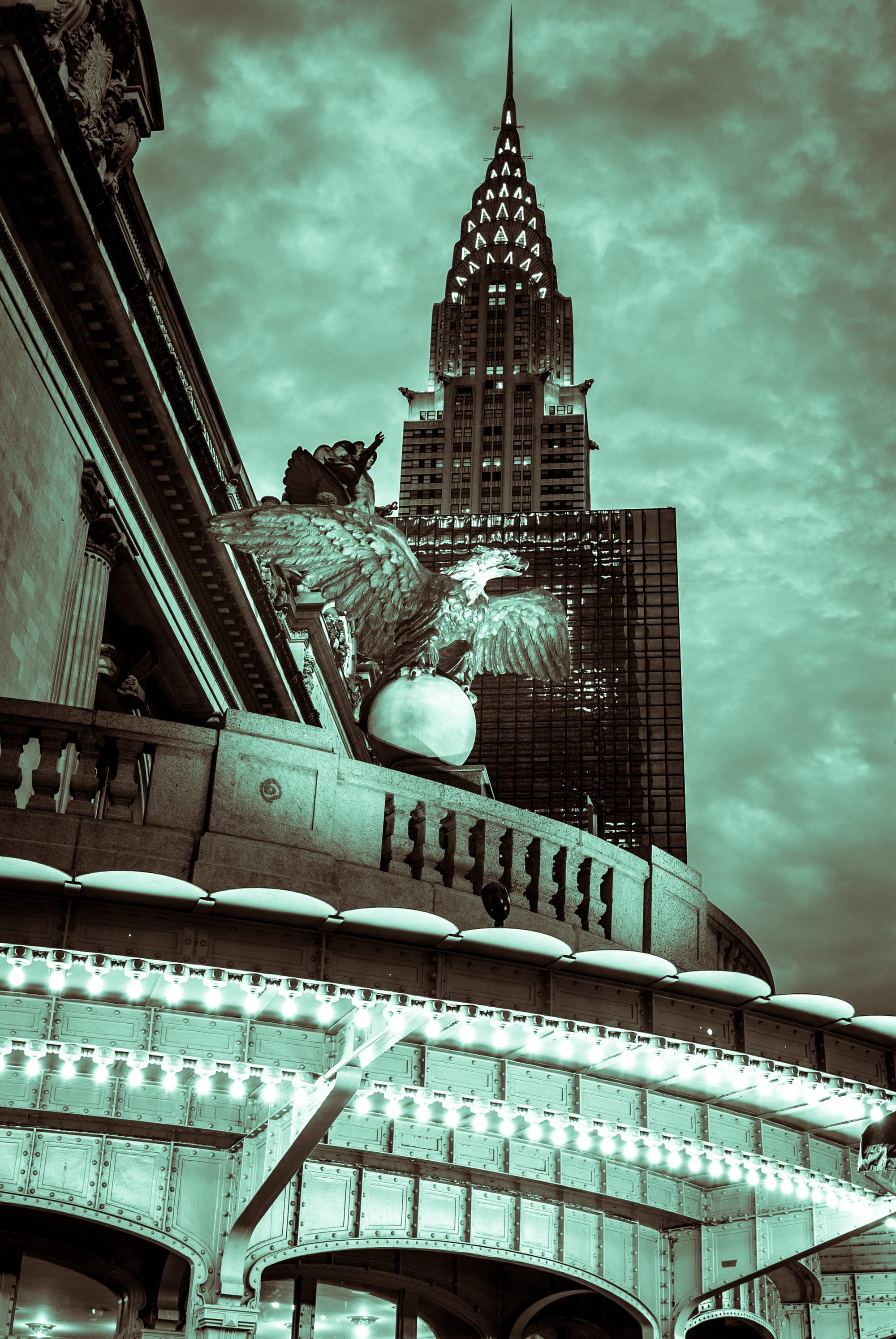 GRAND CENTRAL TERMINAL | CHRYSLER BUILDING | NIGHT | B&W