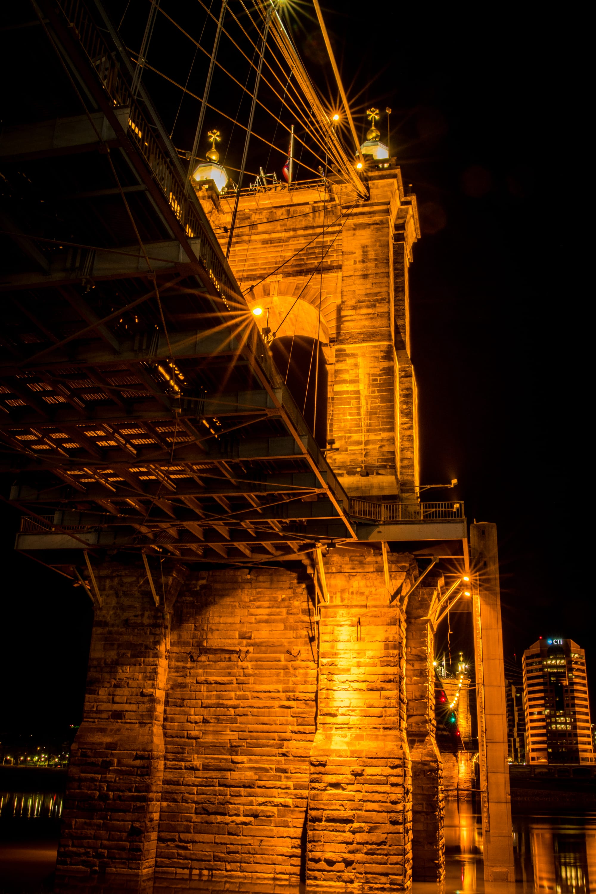 ROEBLING SUSPENSION BRIDGE VIEW FROM CINCINNATI