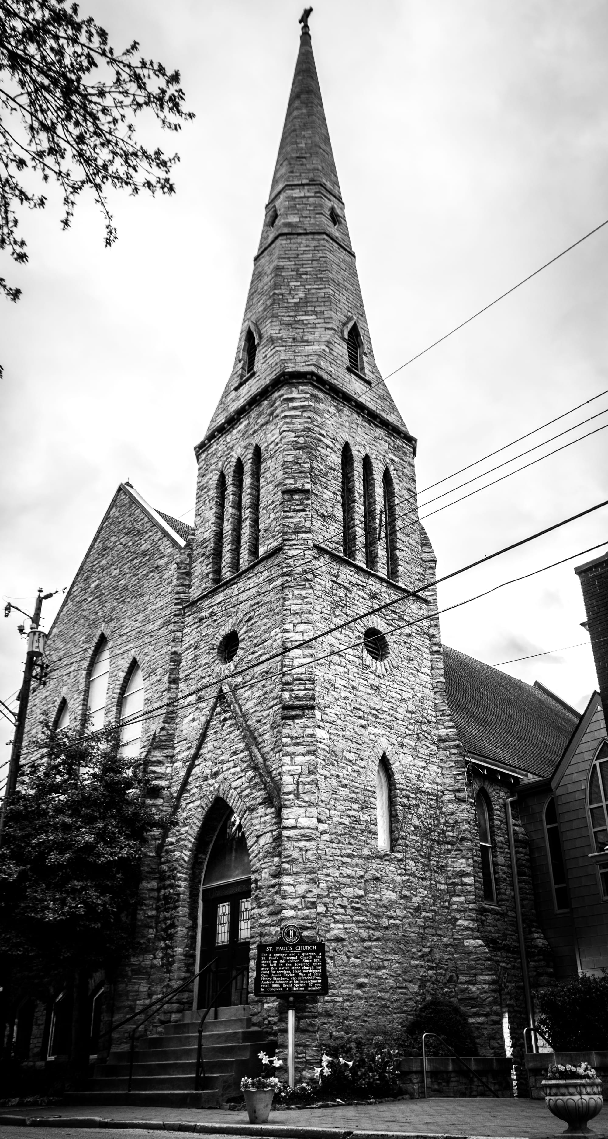 ST. PAUL'S EPISCOPAL CHURCH, NEWPORT, KY B&W