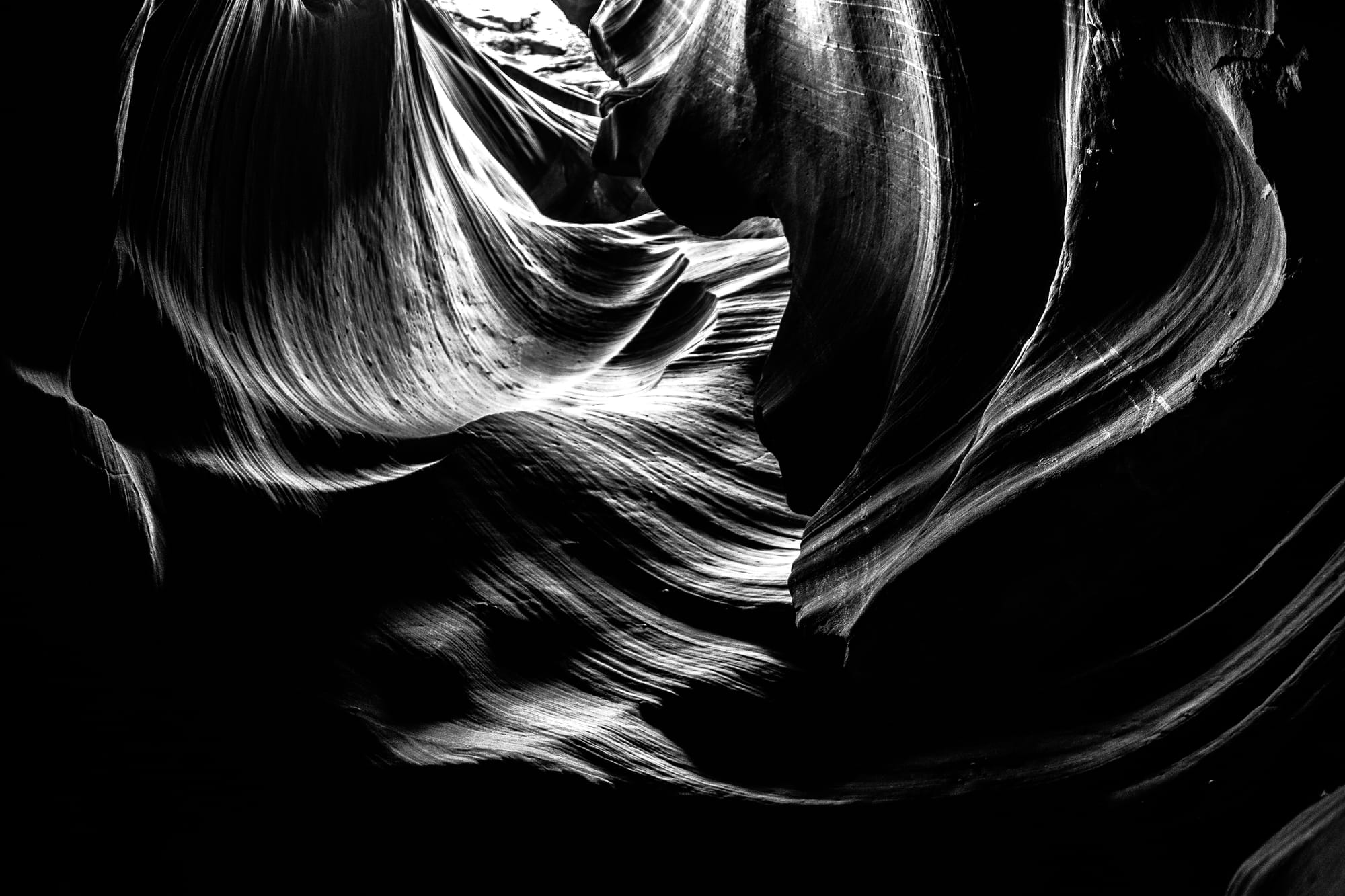 ANTELOPE CANYON / B&W