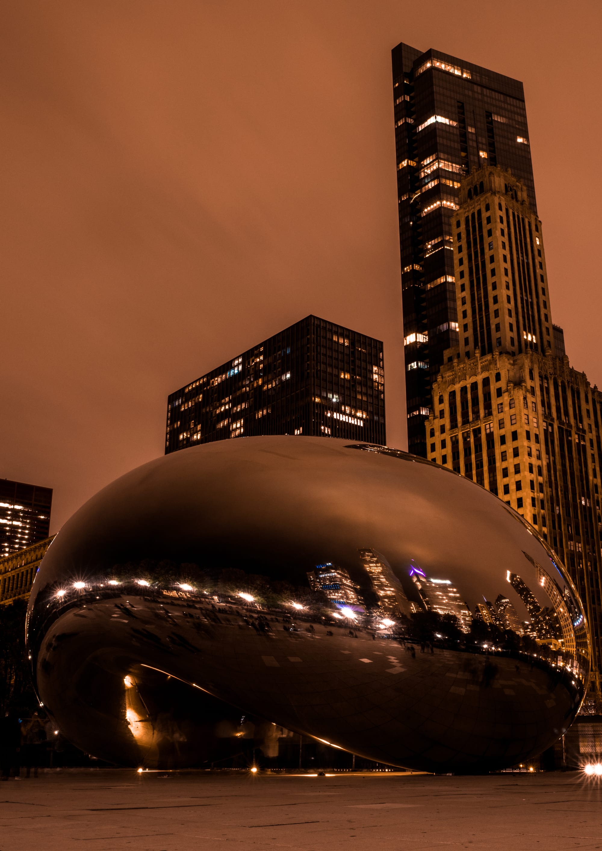 THE BEAN AT MILLENIUM PARK IN CHICAGO, IL