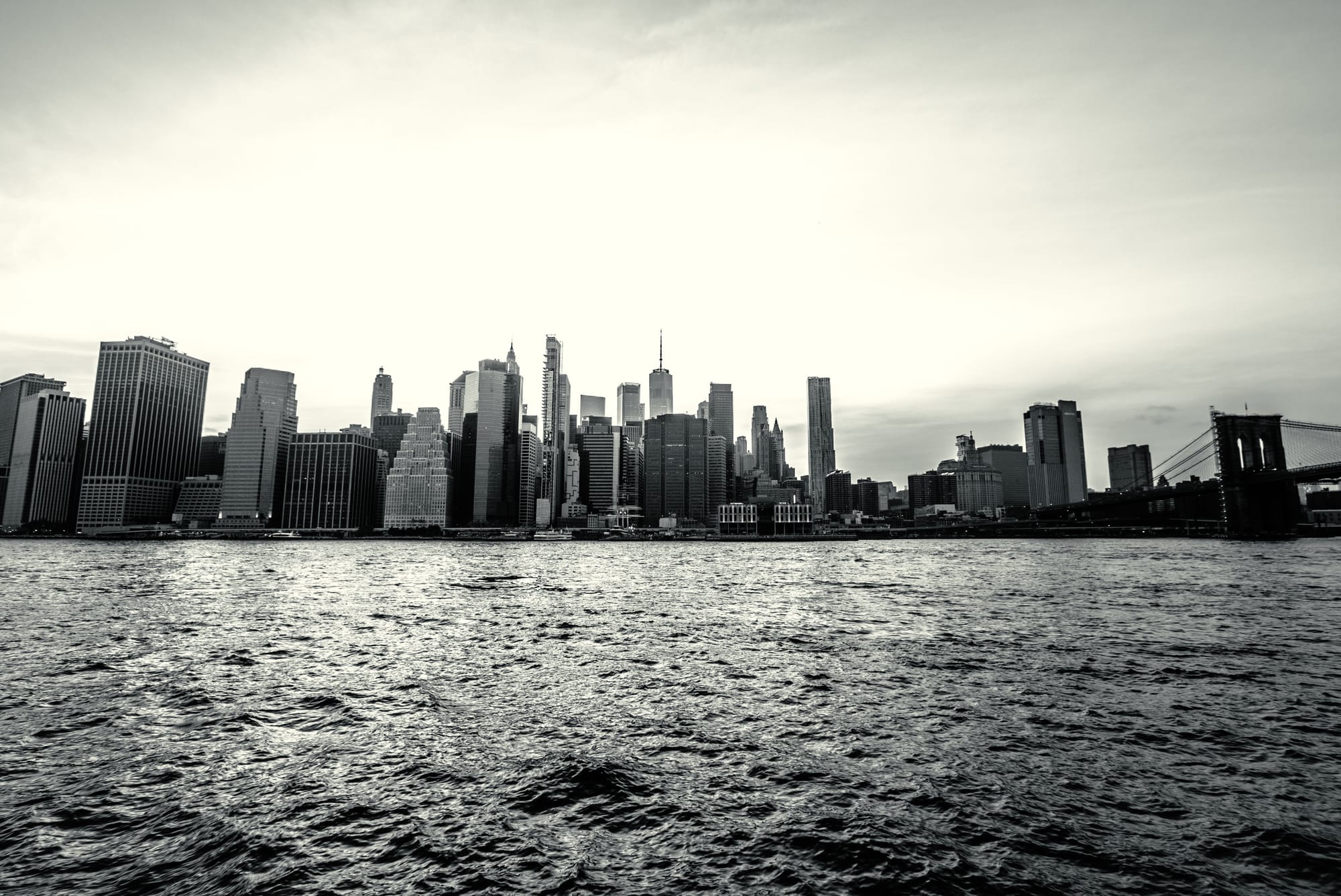 MANHATTAN | BROOKLYN BRIDGE VIEW FROM DUMBO BROOKLYN | B&W