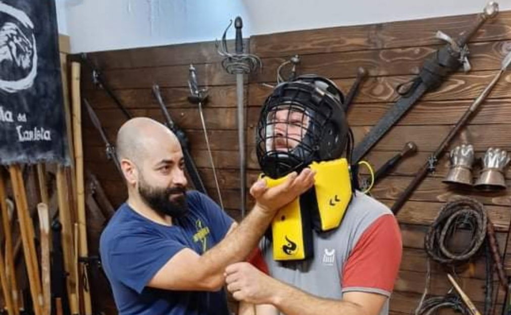 Chimera school of wingchun choose Neck-pro