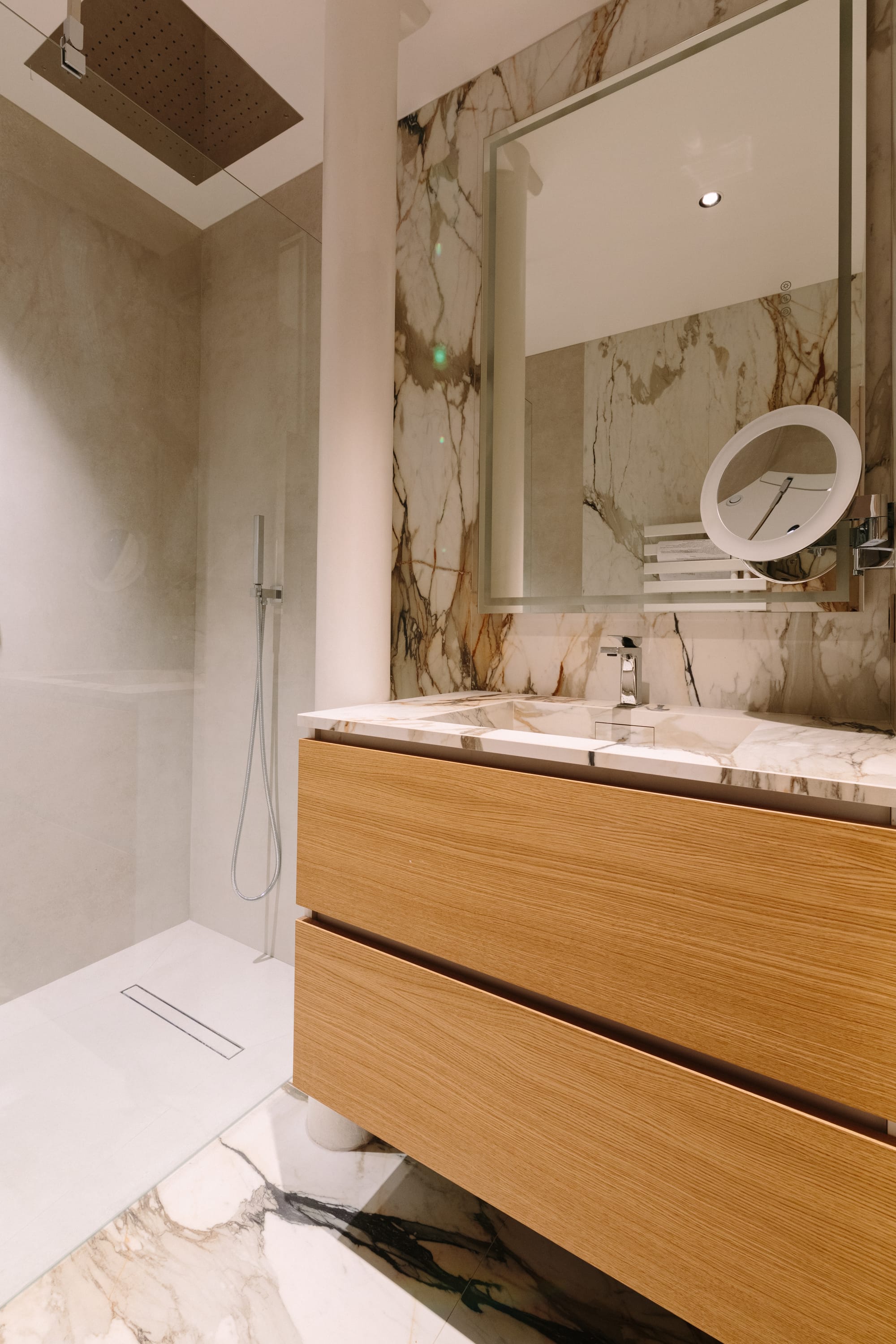 AMENAGEMENT INTÉRIEUR